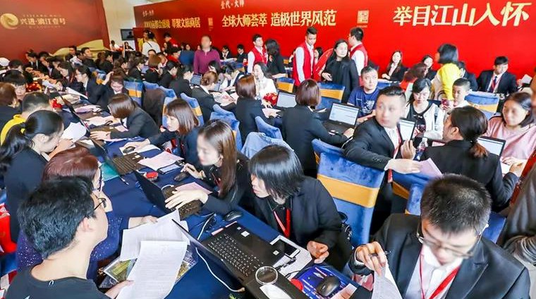 2.1 z6com�������ǲ����콭Ҽ���׿�����.jpg